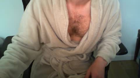 YWhiteNiceMan online show from 17, 5, 2026