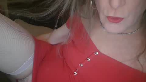 Snapshot of funtimetgirl chatting on 2, 3, 2025 Jessie Love online show from 2, 3, 2025