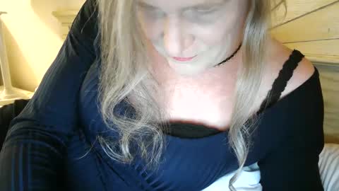 Snapshot of funtimetgirl chatting on 29, 9, 2025 Jessie Love online show from 29, 9, 2025