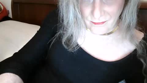 Jessie Love online show from 11, 4, 2026