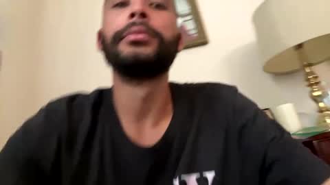 Snapshot of fvvkboyy chatting on 22, 2, 2025 fvvkboyy online show from 22, 2, 2025