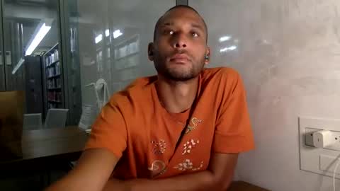 Snapshot of fvvkboyy chatting on 7, 4, 2026 fvvkboyy online show from 7, 4, 2026