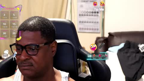 Snapshot of fyrecontrol chatting on 19, 10, 2025 seldom seen online show from 19, 10, 2025