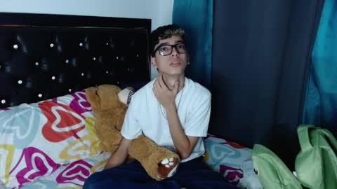 Snapshot of gabriel_x18 chatting on 8, 2, 2026 gabriel_x18 online show from 8, 2, 2026