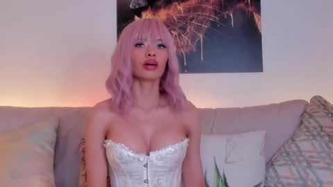 Gabriela Montes online show from 8, 3, 2025