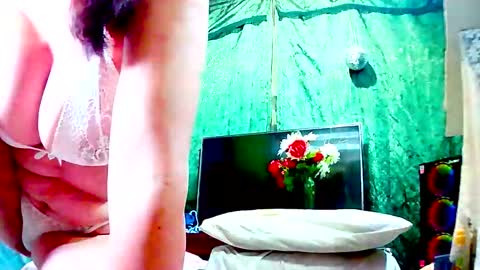 Gabriella Lopez online show from 6, 10, 2025