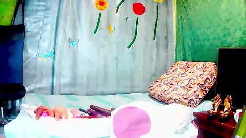 Gabriella Lopez online show from 4, 2, 2026