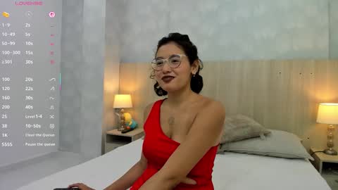 Gabriela Vargas online show from 20, 10, 2025