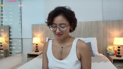 Gabriela Vargas online show from 7, 7, 2026