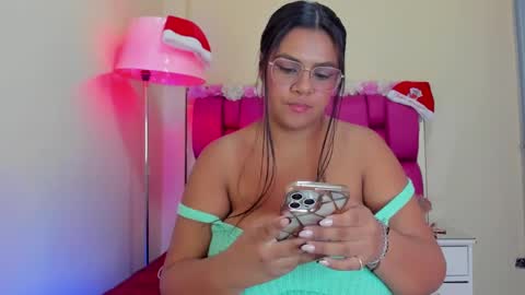 Gaby Im on vacation see you on November 25 online show from 24, 12, 2024