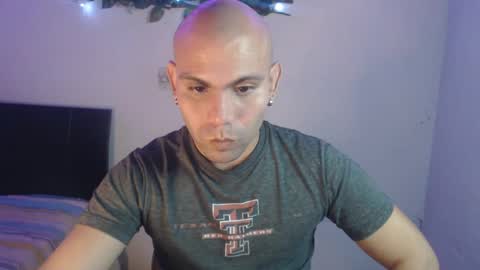 Snapshot of gabrielle_ramirez chatting on 12, 9, 2025 Gabriel online show from 12, 9, 2025