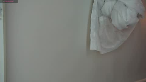 Gaby evansz online show from 17, 4, 2026