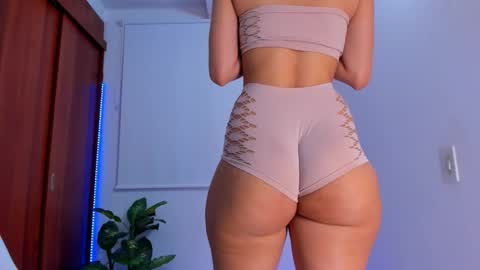 Snapshot of gaby_girl chatting on 5, 2, 2026 online show from 5, 2, 2026