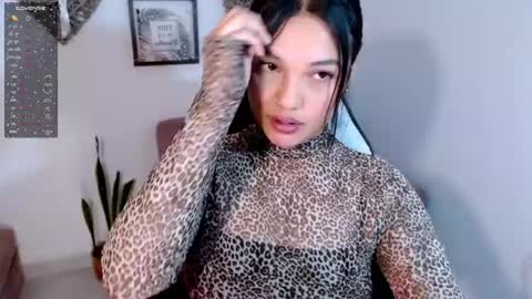Snapshot of gaby_saikozz chatting on 2, 5, 2026 My name is Gabriela.. nice to meet you thumbs up please its very important to me online show from 2, 5, 2026