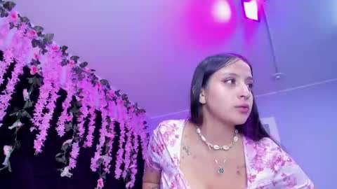 gabby cooper online show from 25, 5, 2026
