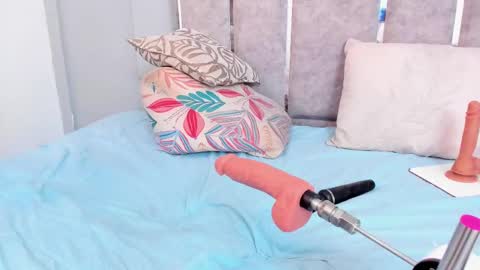 gabyyjones online show from 28, 2, 2025