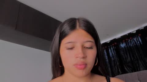 Snapshot of game_with_lesbians_ chatting on 4, 2, 2025 game with lesbians online show from 4, 2, 2025