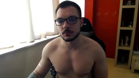 GangstaLover online show from 16, 4, 2026