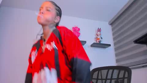 Snapshot of gangster_girl chatting on 6, 11, 2025 GANG online show from 6, 11, 2025