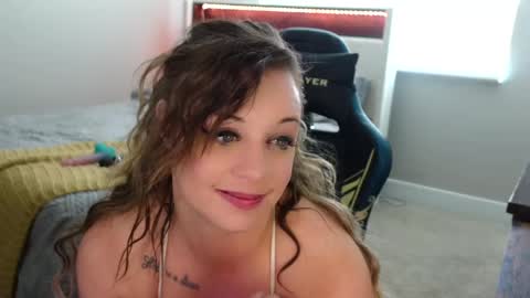 Jenna  - be back MONDAY night.  online show from 28, 5, 2026