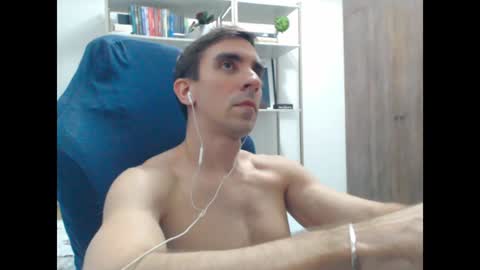 Snapshot of gatosarado23 chatting on 8, 1, 2025 gatosarado23 online show from 8, 1, 2025