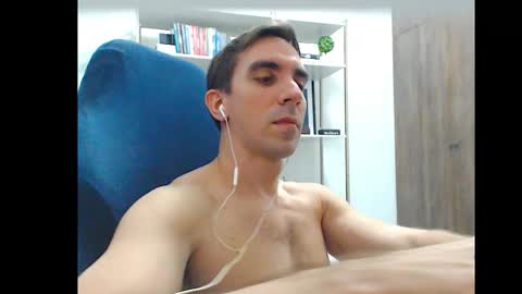 Snapshot of gatosarado23 chatting on 11, 9, 2025 gatosarado23 online show from 11, 9, 2025
