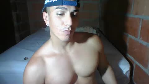 Snapshot of gattitosexy_95 chatting on 30, 9, 2025 gattitosexy_95 online show from 30, 9, 2025