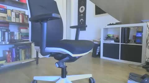 gaymer_play online show from 18, 2, 2025