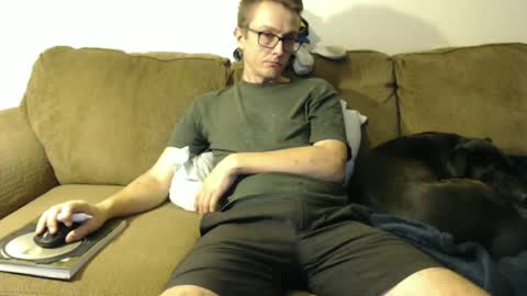 Snapshot of gdanch chatting on 12, 9, 2025 G online show from 12, 9, 2025