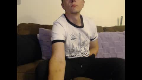 Snapshot of gdanch chatting on 1, 11, 2025 G online show from 1, 11, 2025