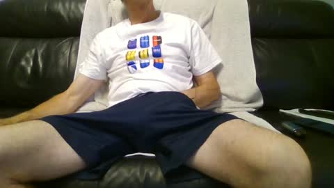 Snapshot of geeezer64 chatting on 12, 7, 2026 geeezer64 online show from 12, 7, 2026