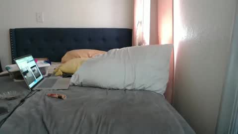 The Empress online show from 1, 3, 2025