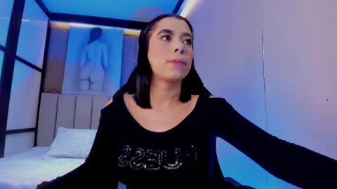 gemmabrown_ online show from 22, 3, 2026