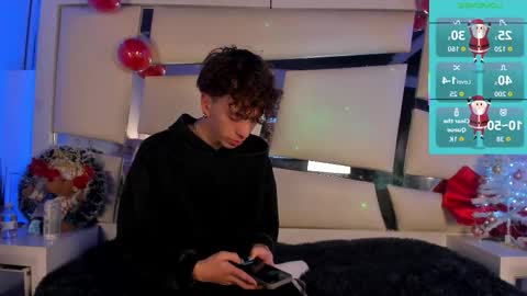 Snapshot of genesis_ask chatting on 17, 12, 2025 Genesis online show from 17, 12, 2025