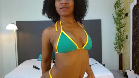 Snapshot of genesis_moretz chatting on 25, 3, 2026 GENESIS online show from 25, 3, 2026