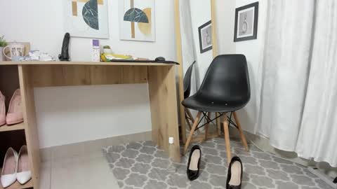 Genesis  online show from 8, 3, 2025