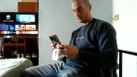 Snapshot of genraro69 chatting on 4, 7, 2026 Genaro online show from 4, 7, 2026