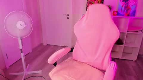 gentlesine online show from 12, 6, 2026