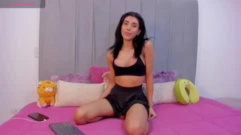 Snapshot of georginap chatting on 24, 11, 2025 GEORGINA online show from 24, 11, 2025