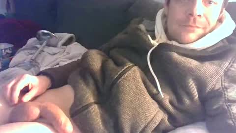 German33FFM1 online show from 3, 1, 2025