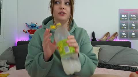 Nadine online show from 26, 12, 2024