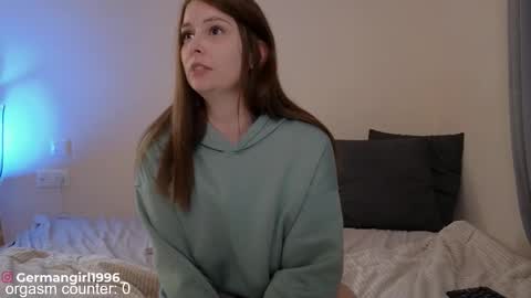 Nadine online show from 6, 1, 2026