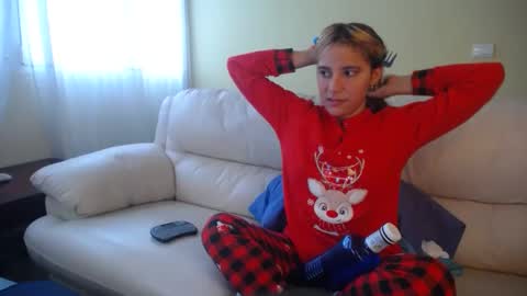 Snapshot of ggemas chatting on 25, 12, 2024 ggemas online show from 25, 12, 2024