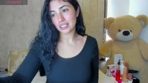 Danna Astrom online show from 1, 7, 2026