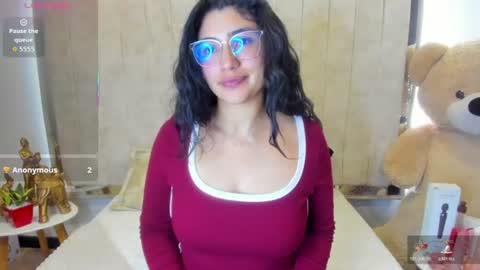 Danna Astrom online show from 8, 7, 2026