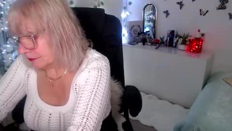 Ghertrudequeen online show from 17, 12, 2025