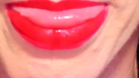 Snapshot of ghiahot chatting on 23, 10, 2025 gia gmz online show from 23, 10, 2025