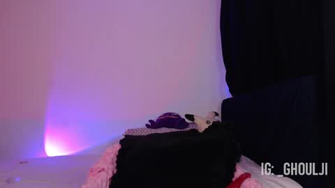 Snapshot of ghoulji chatting on 21, 1, 2025 Annie   Im going to be offline from 29nov to 3dec online show from 21, 1, 2025