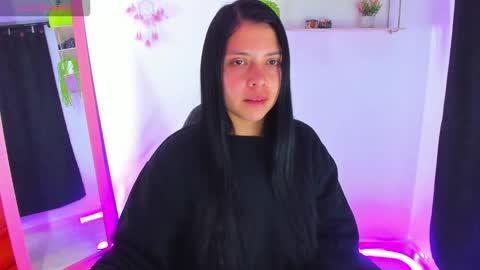 giaaaa   online show from 6, 1, 2026