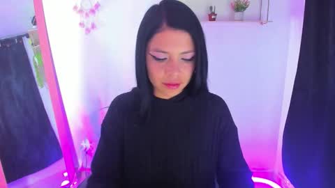 giaaaa   online show from 28, 2, 2026